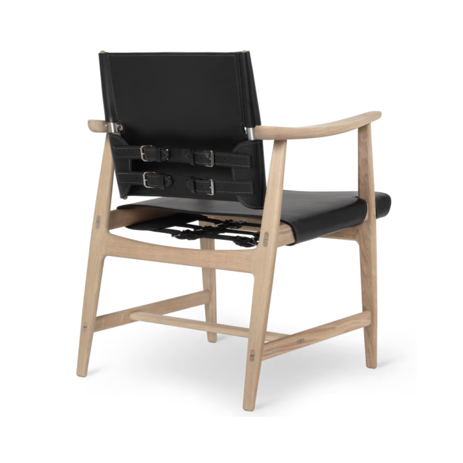 BM1106 _ Huntsman Chair (4)