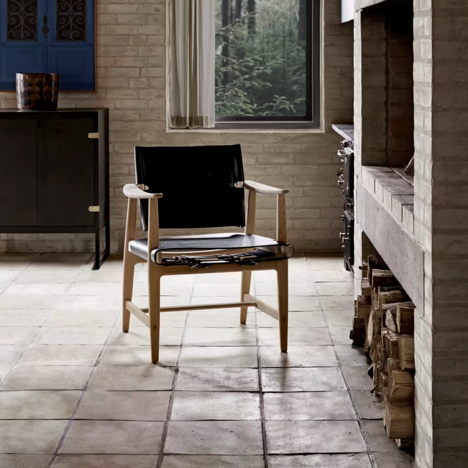 BM1106 _ Huntsman Chair