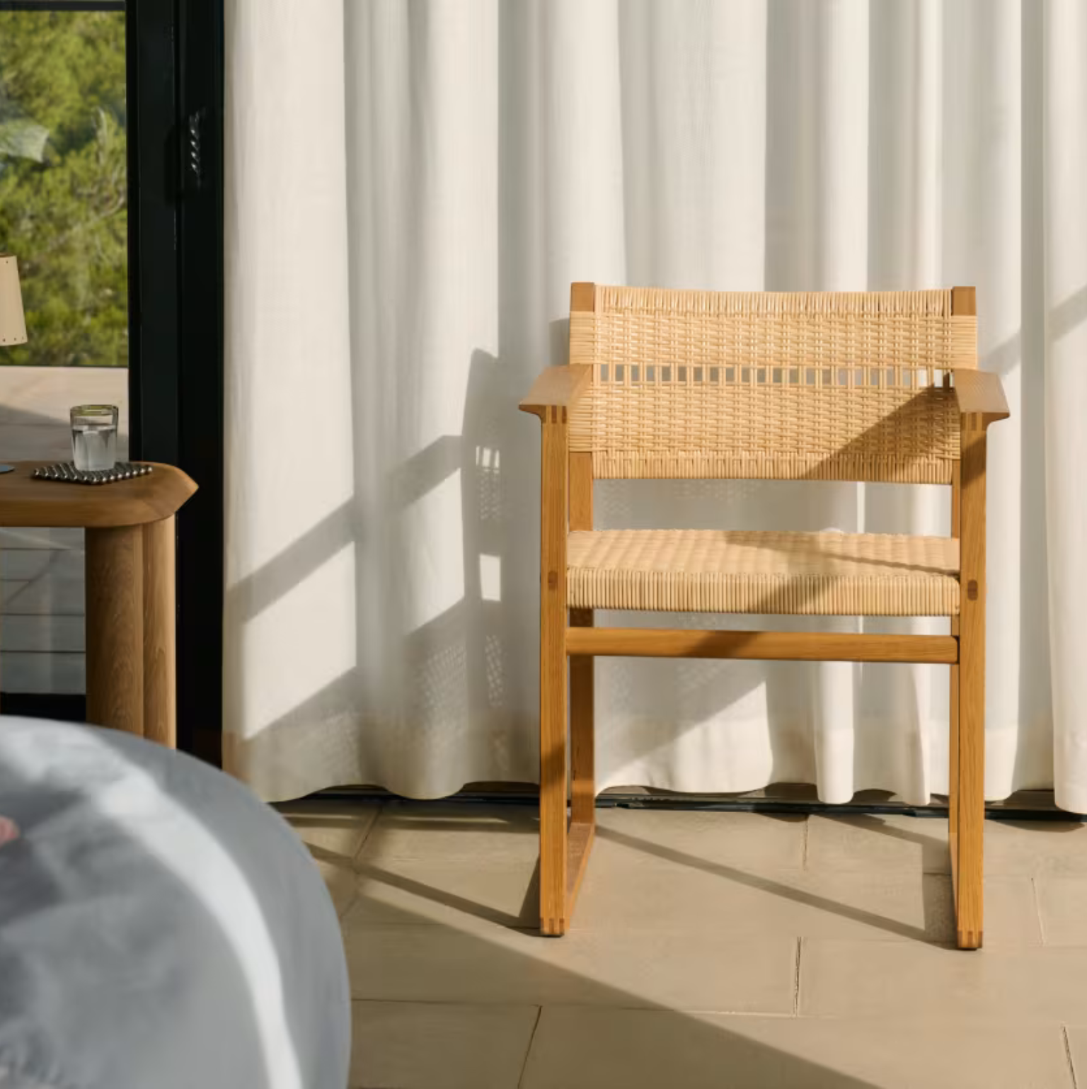 BM62 Armchair (6)