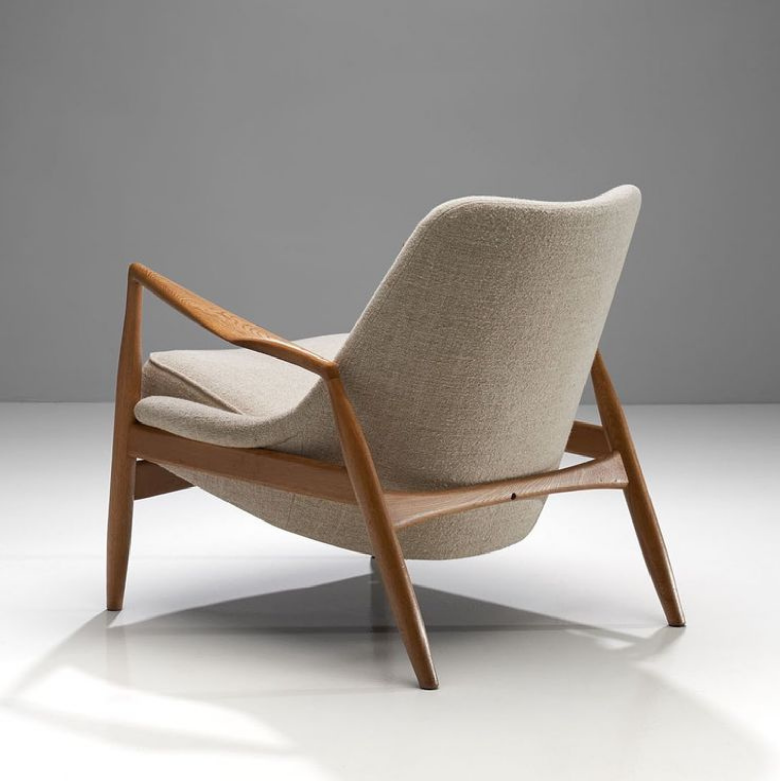 Seal Chair (6)