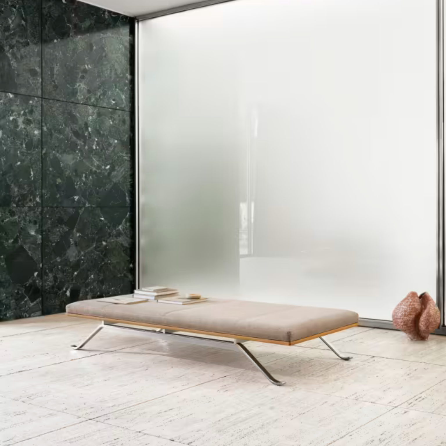 TK8 Day Bed (4)