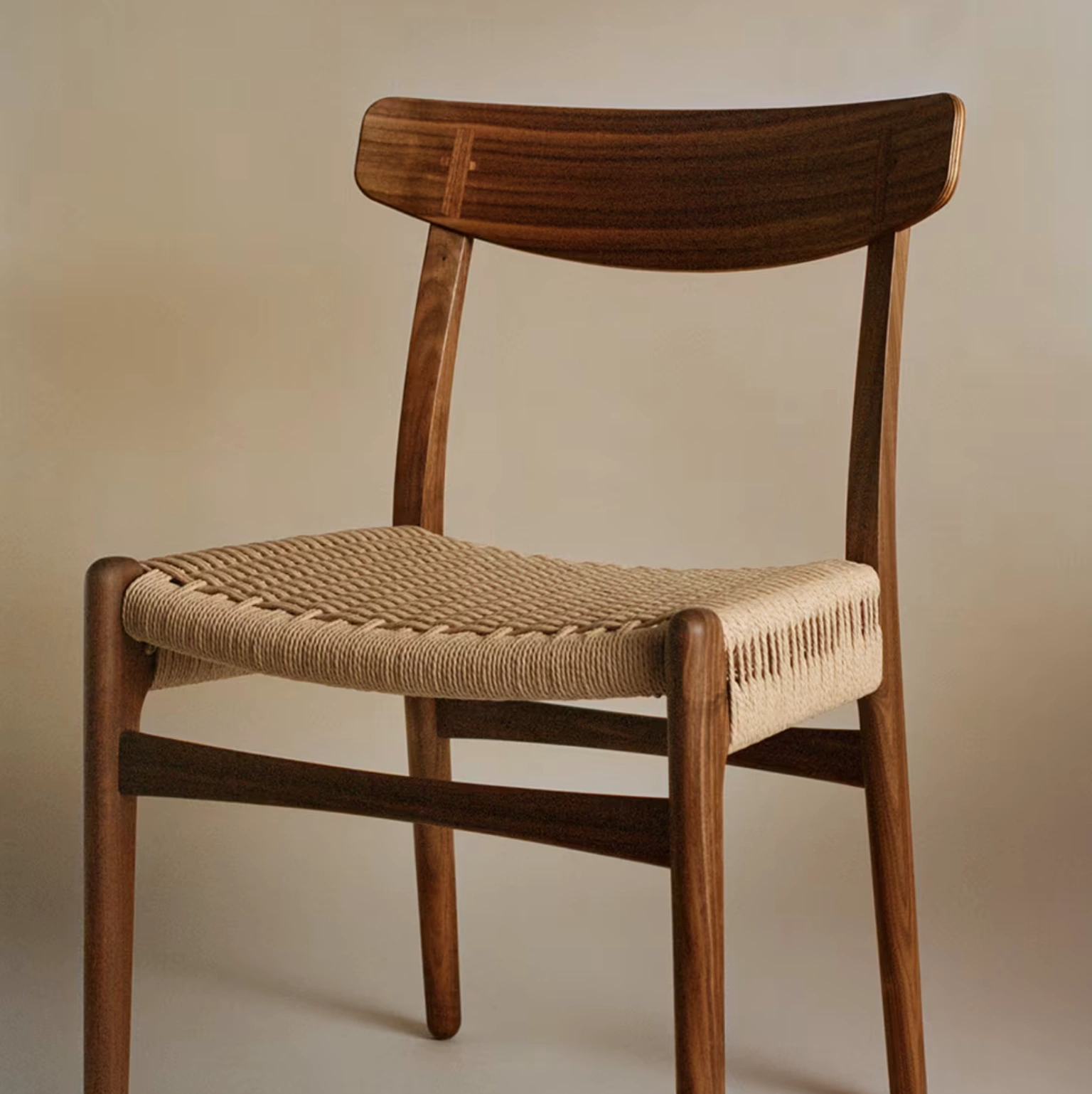 Walnut-Wood-2