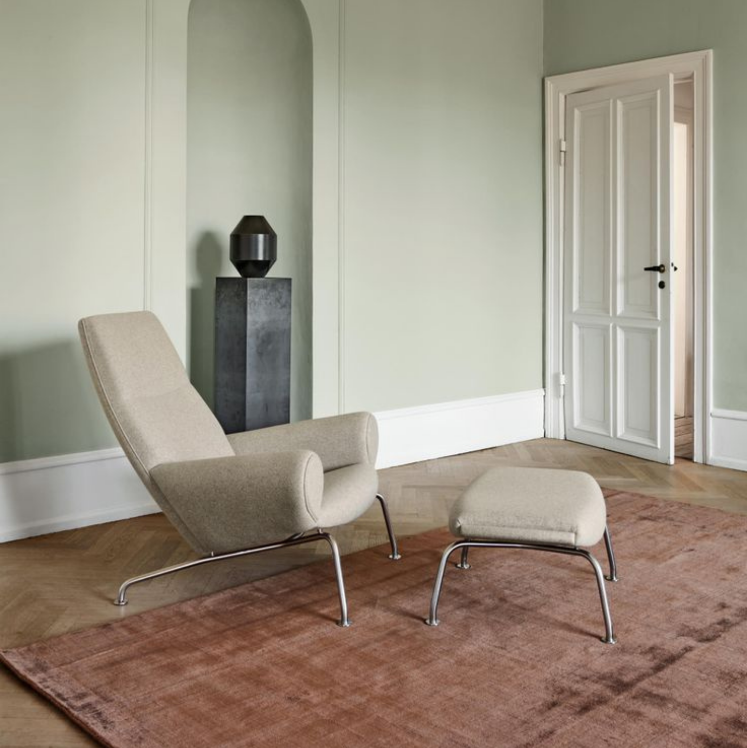Wegner Queen Chair (4)